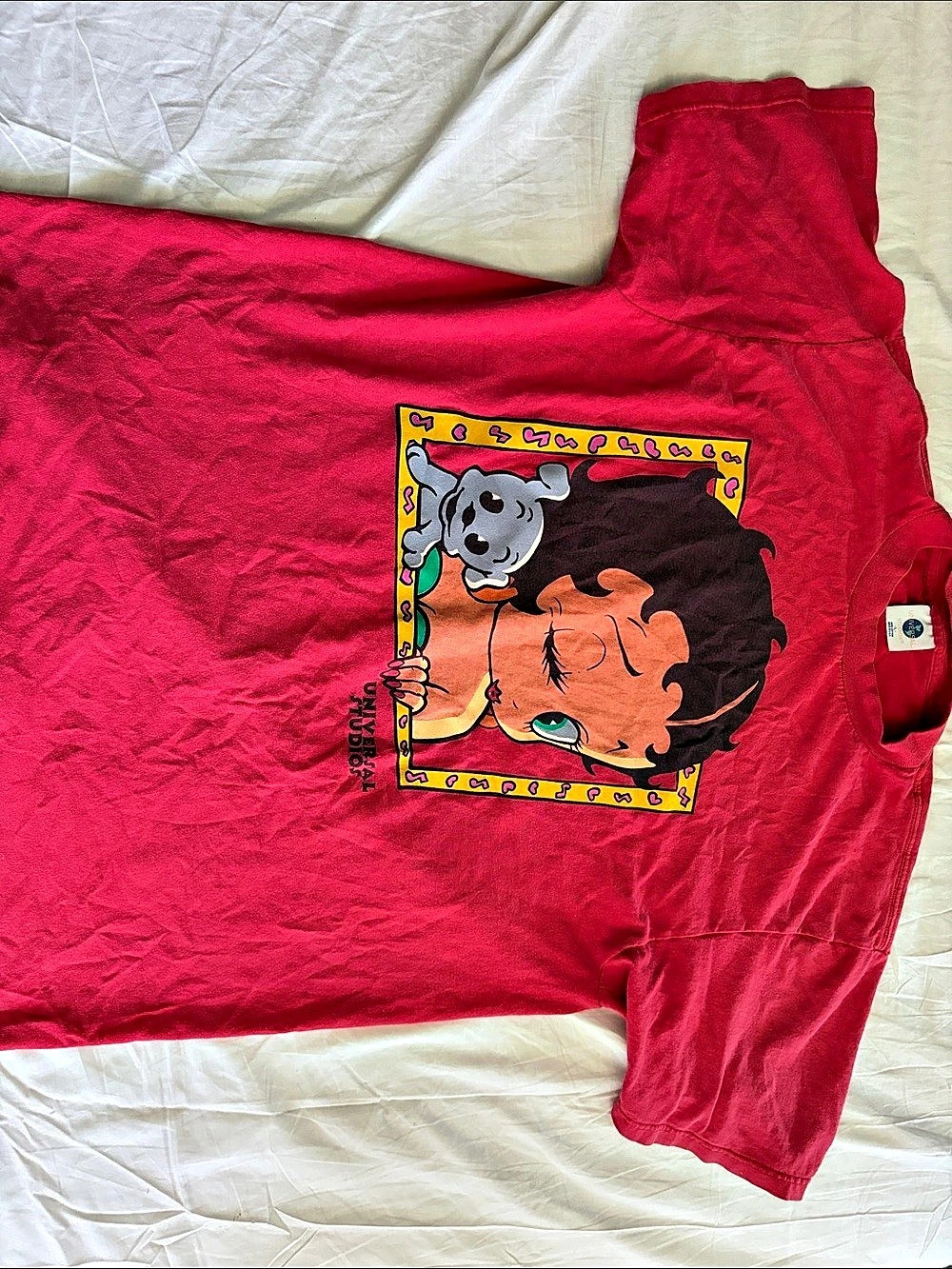Universal Studios Betty Boop graphic T-shirt Graphic Tee in Pink Size Large